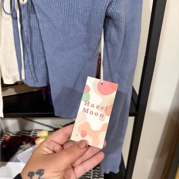 hazel moon  Two-Tone Cardigan in Cream and Blue size large - Picture 2 of 5